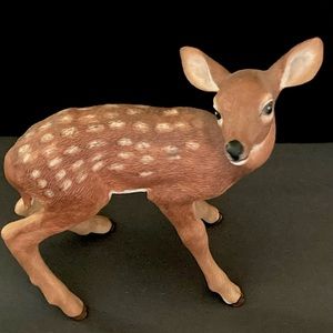 BURMESE BROW-ANTLERED DEER Fawn Lenox Fine Porcelain Vintage 1994 Endangered